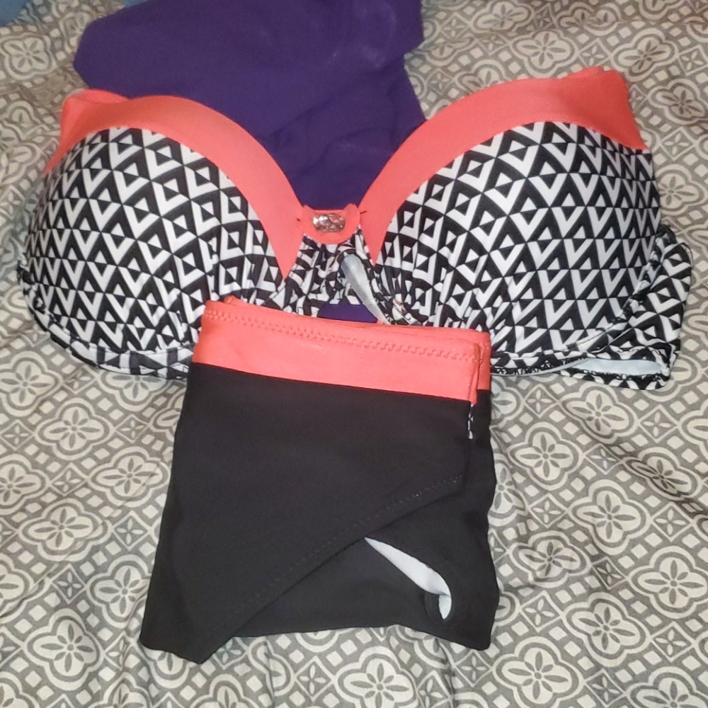 Bathing suit